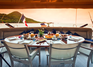 crewed-yacht-charter